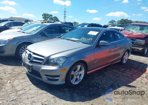 2012 Mercedes-Benz C 250 from USA, damaged, VIN WDDGJ4HB2CF792300